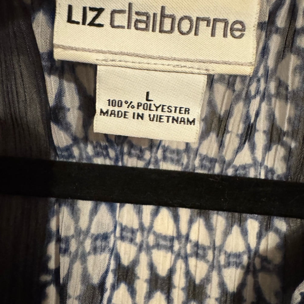 ❤️Liz Claiborne SPRING/SUMMER Print Blouse with Intricate Pattern Large - Picture 6 of 6